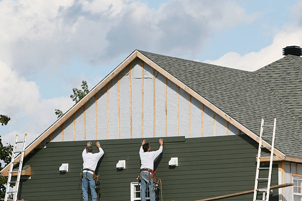 Professional Siding technician working in Rochester Mills, PA
